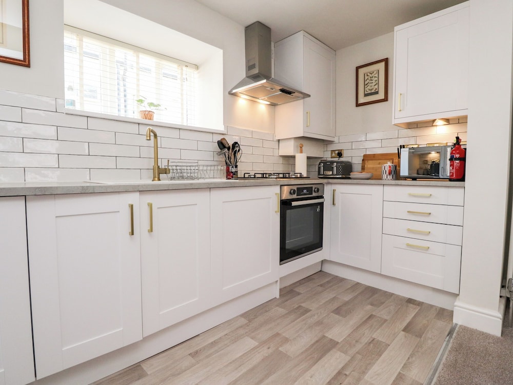 Bay Cottage No 5