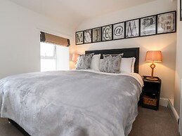 Bay Cottage No 5