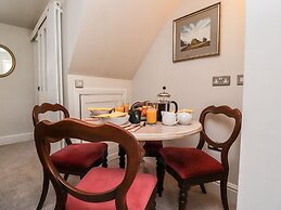 Bay Cottage No 5