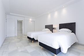 B51 Executive Flats Marbella Puerto Banus