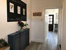 Stylish 3-bed Preston Home for Relaxing Comfy Stay