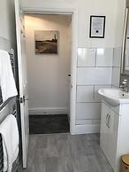 Stylish 3-bed Preston Home for Relaxing Comfy Stay