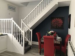 Stylish 3-bed Preston Home for Relaxing Comfy Stay