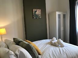 Stylish 3-bed Preston Home for Relaxing Comfy Stay