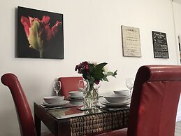 Stylish 3-bed Preston Home for Relaxing Comfy Stay