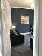 Stylish 3-bed Preston Home for Relaxing Comfy Stay