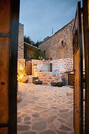 Dandy Villas Tower-Built in 17th century