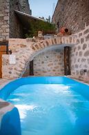 Dandy Villas Tower-Built in 17th century