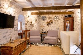 Dandy Villas Tower-Built in 17th century