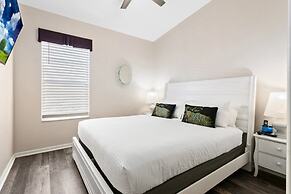 South Facing Pool 4 Bedroom 3 Bath Villa 4 Villa by RedAwning