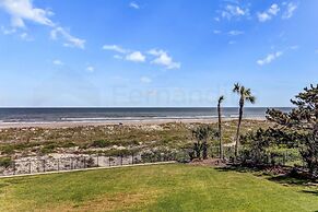 Recently Renovated Beach Condo with Large Patio Deck and Ocean View by