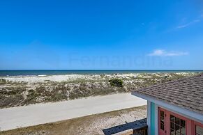 Dog Friendly Beachfront Condo, Direct Access to Beach by RedAwning