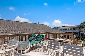 Dog Friendly Beachfront Condo, Direct Access to Beach by RedAwning