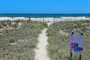 Dog Friendly Beachfront Condo, Direct Access to Beach by RedAwning