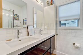 Dog Friendly Beachfront Condo, Direct Access to Beach by RedAwning