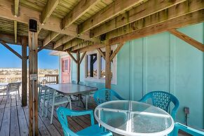 Dog Friendly Beachfront Condo, Direct Access to Beach by RedAwning