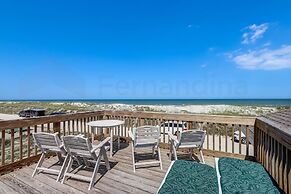 Dog Friendly Beachfront Condo, Direct Access to Beach by RedAwning