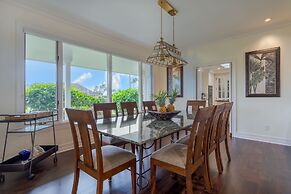 Pau Laka 5 Bedroom Home by RedAwning