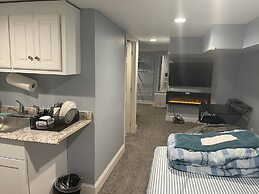 Entire Unit-5min to M&TBank Camden Yards