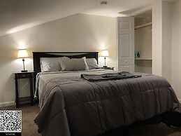 Entire Unit-5min to M&TBank Camden Yards