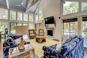 1 Laughing Gull at The Sea Pines Resort