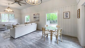 1 Painted Bunting at The Sea Pines Resort