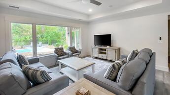 1 Painted Bunting at The Sea Pines Resort