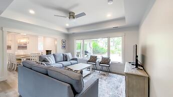 1 Painted Bunting at The Sea Pines Resort