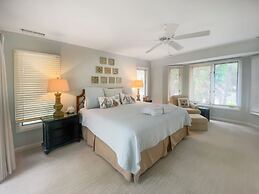 3 Spotted Sandpiper at The Sea Pines Resort