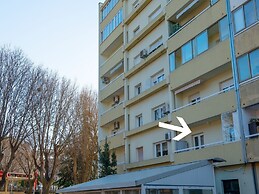 Apartment Point