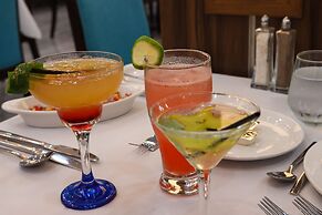 Comfort Inn & Suites Tobago