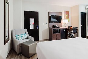 Comfort Inn & Suites Tobago