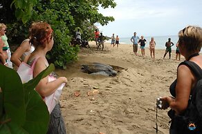 Comfort Inn & Suites Tobago