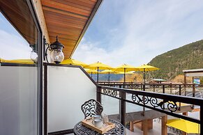 Harrison Grand Motel LTD.