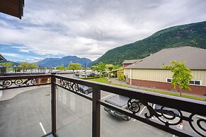 Harrison Grand Motel LTD.