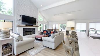 9 Sandhill Crane at Sea Pines Resort