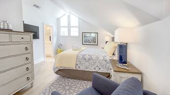 9 Sandhill Crane at Sea Pines Resort