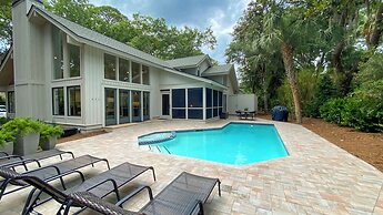 9 Sandhill Crane at Sea Pines Resort