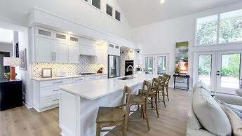 9 Sandhill Crane at Sea Pines Resort