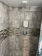 Downtown Suite - Close to Topgolf, Horseshoe Casino, UM Baltimore