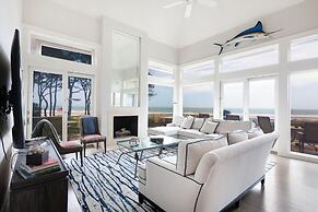 16 Spotted Sandpiper at The Sea Pines Resort