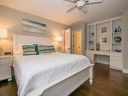 17 South Live Oak at The Sea Pines Resort