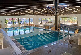 Cumbalıca Beach Hotel