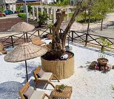 Cumbalıca Beach Hotel