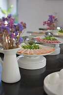 Cumbalıca Beach Hotel