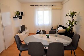 2-bed Apartment in Poljica Straight on Beach