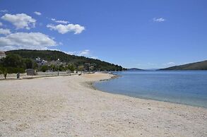 2-bed Apartment in Poljica Straight on Beach