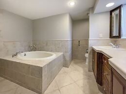 1087 Lighthouse I at The Sea Pines Resort