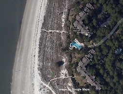 1828 Beachside Tennis at The Sea Pines Resort