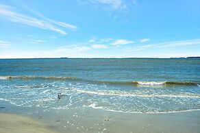 1829 Beachside Tennis at The Sea Pines Resort